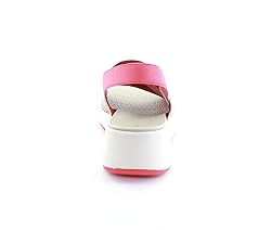 BZees Nouveau Red Multi 7.5 M