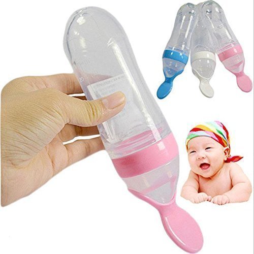squeezing feeding bottle