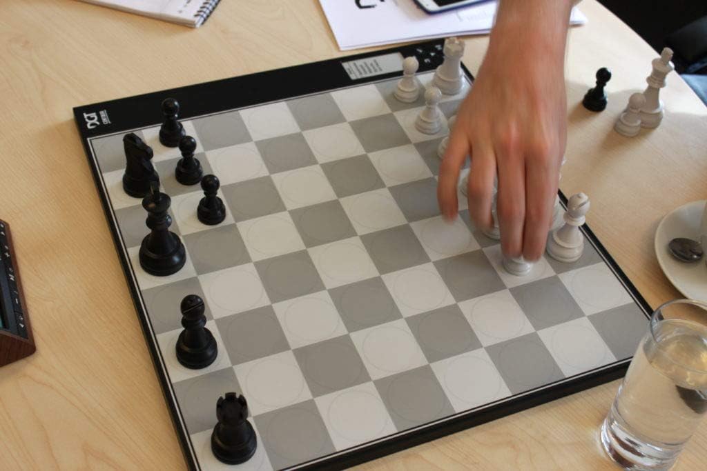 dgt centaur chess computer