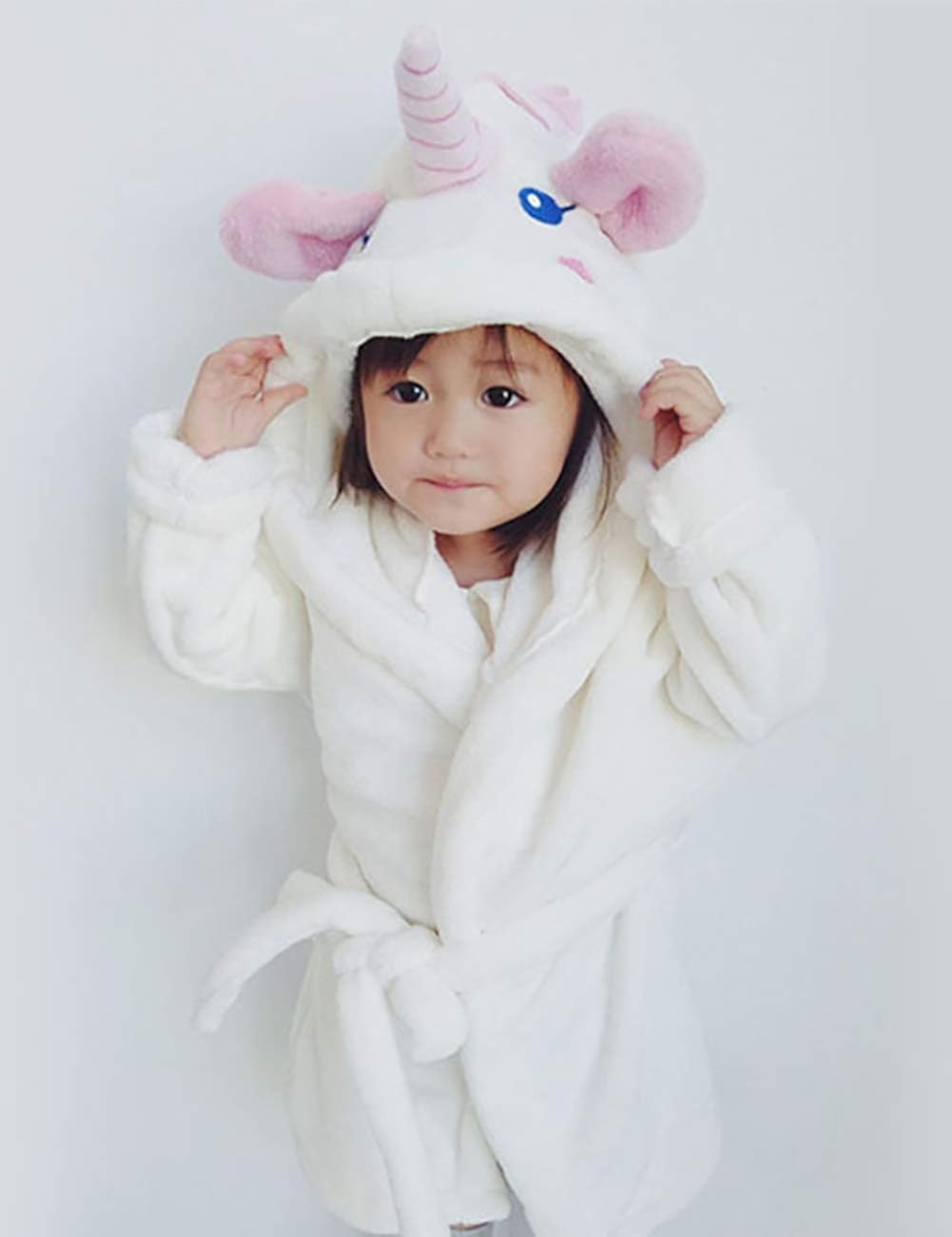 CYTCreation Unisex Baby Plush Bathrobe Animal Face Unicorn Hooded Robe Bath Towels: Clothing