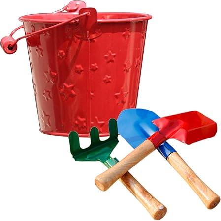bucket and shovel set