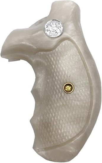 amazon com jrr04 new smith wesson s w j frame round butt bodyguard grips silver medallions white pearl resin checkered handmade handcraft beautiful gift newyear christmas sport for men by handicraftgrips jrr04 new smith wesson s w j frame round butt bodyguard grips silver medallions white pearl resin checkered handmade handcraft beautiful gift