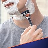 Gillette Fusion5 Proglide Men's Razor Handle + 4 Blade Refills