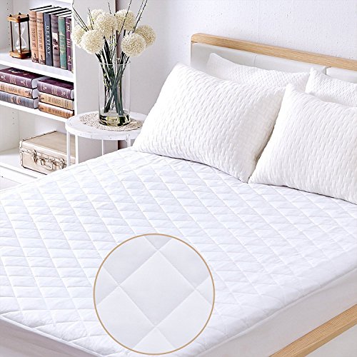 King Size Mattress Cover 100% Waterproof Hypoallergenic Quilted Fitted Mattress Pad, Stretched to Fit Deep Pocket Mattress Protector- Vinyl Free