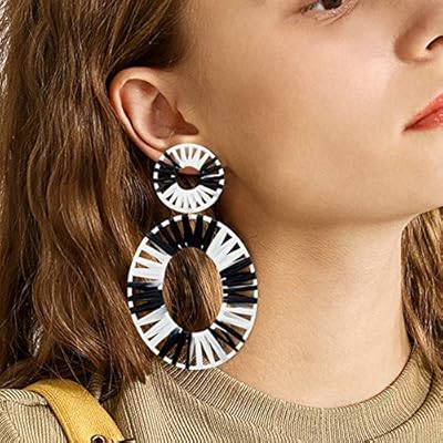 Raffia Drop Earrings Weave Straw Raffia Hoop Earrings for Women Lightweight Statement Rainbow Dangle Earring for Girls