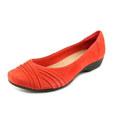 clarks pixie flats