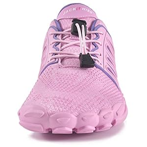 Schnorchelmasken 518vnzzPICL. SS300 Obermaterial: Synthetik, leicht und Komfortabel. Atmungsaktiv und hautfreundlich.
Innenmaterial: Das Wabenfutter kann schnell Feuchtigkeit aufnehmen, um sicherzustellen, dass die Fußsohlen trocken sind. Die weiche Innensohle kann während des Trainings für Dämpfung sorgen, und die Innensohle ist auch herausnehmbar.
Sohle: Gummi. Da die Sohle flexibel ist schmiegt sich der Fuß an den Untergrund an und man hat besonders guten Halt.