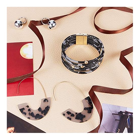 Hicarer-Leopard-Bracelets-Leopard-Tube-Bracelet-Multilayer-Leather-Cuff-Bracelet-and-Boho-Leopard-Earrings-for-Women-Girls Hicarer-Leopard-Bracelets-Leopard-Tube-Bracelet-Multilayer-Leather-Cuff-Bracelet-and-Boho-Leopard-Earrings-for-Women-Girls