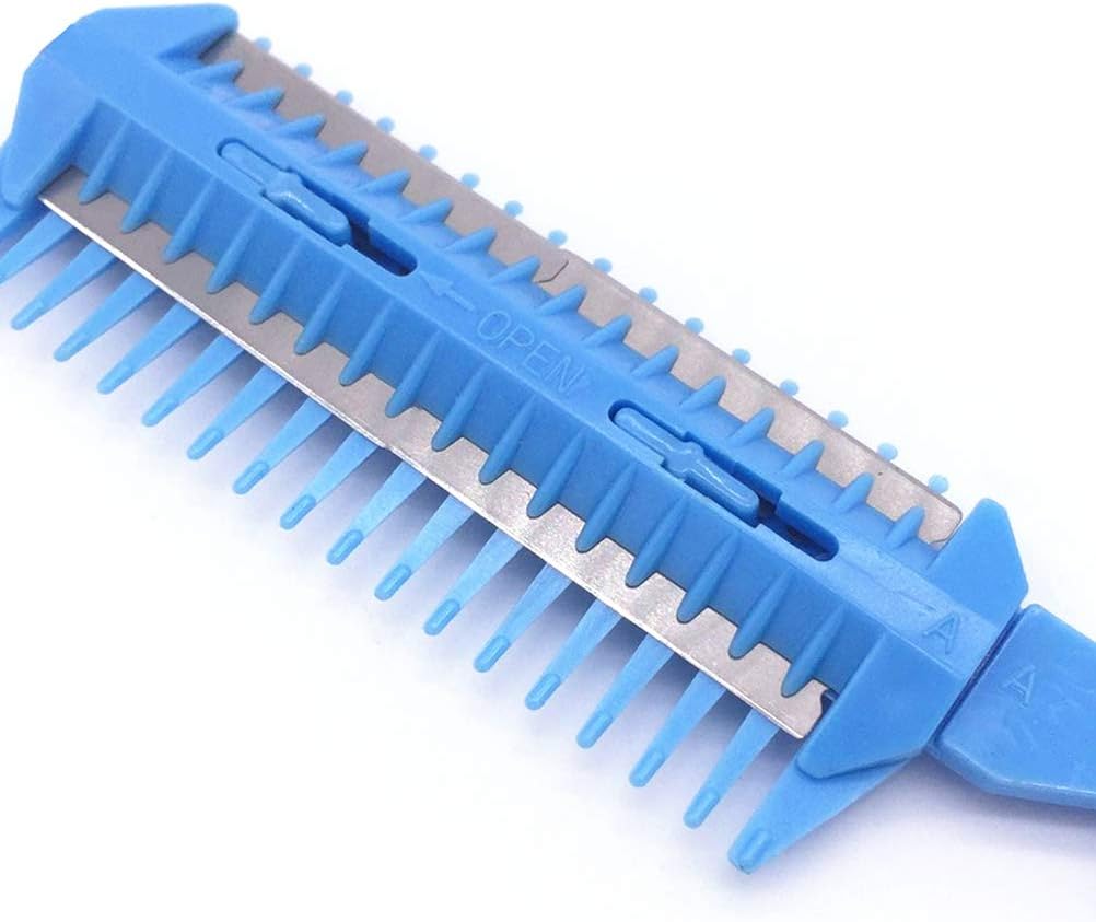 comb with razor for cutting dog hair