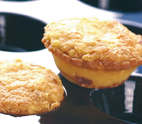 Sasa Demarle FP 01066 Flexipan 1.15-Ounce Mince Pie Pan with 40 Molds - Thumbnail 3