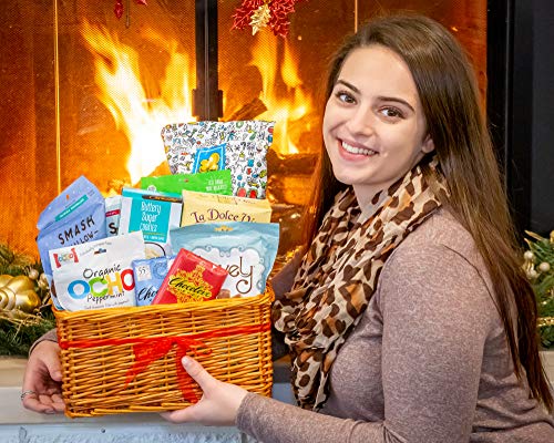 Gourmet Valentines Day Gift Basket - Filled with Premium Chocolate, Cookies, Candy & MarsHmallow Healthy Snacks Gift Basket - Thumbnail 2