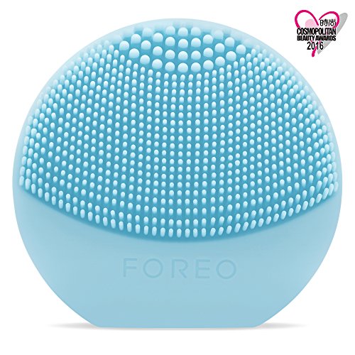 FOREO LUNA play â€“ All the Power of T-SONIC Cleansing in 1 Small Device, Mint