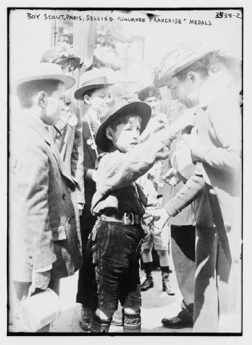 Photo (L): Boy Scout, Paris, Selling "Journee Francaise" Medals