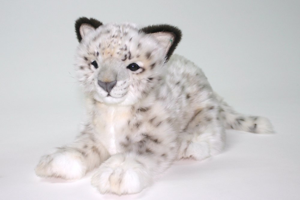 Dimension snow leopar 40.6 x 47 x 22.9 cm flufy