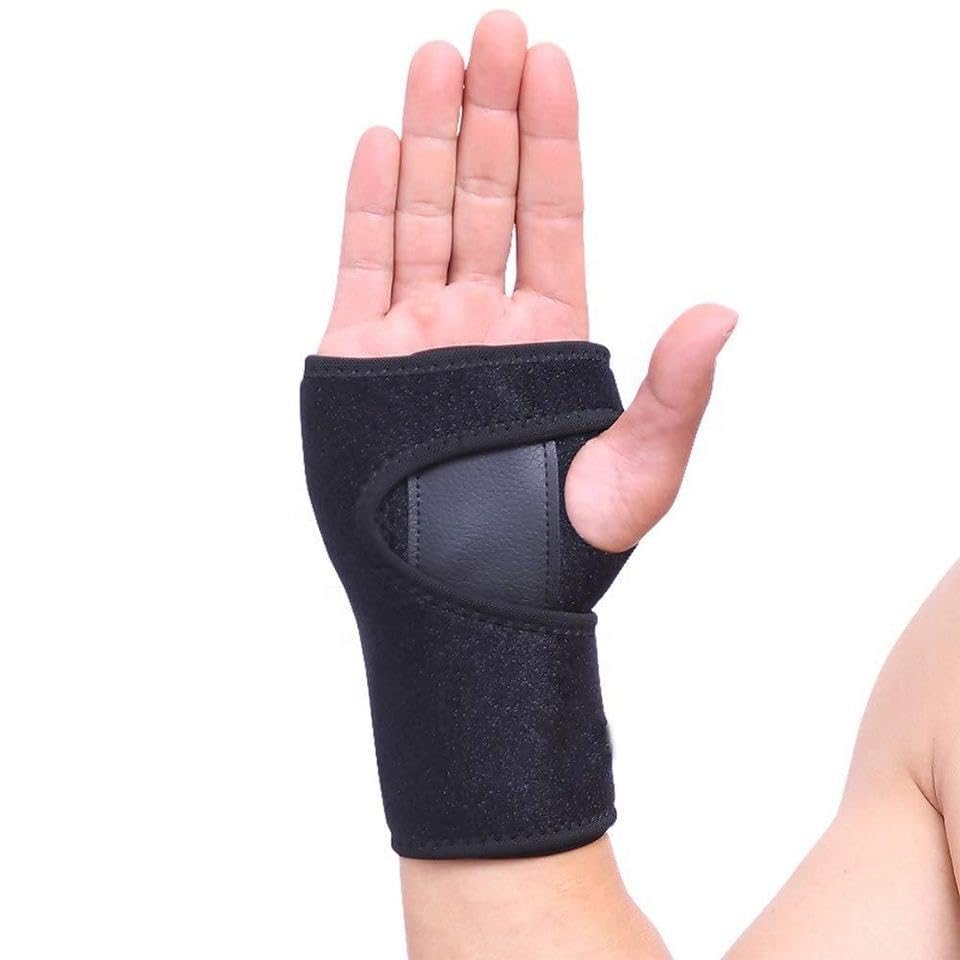 Compression Wrist Support Brace for Men & Women | Adjustable Wrist Support Wraps | Wrist Band Support Sleeve | Carpal Tunnel Brace for Pain Relief, Tendonitis, Arthritis, Gym, Sports (Black, Right)