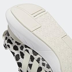 adidas Women's Swift Run 22