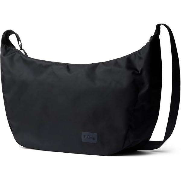 Amazon.com: Bellroy Laneway Crescent Bag (everyday 7 liter