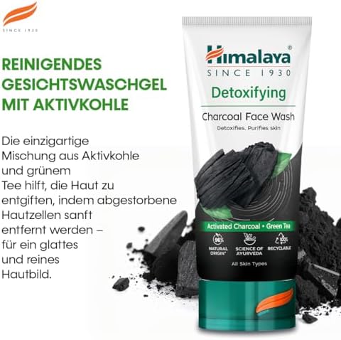 Detoxifying Charcoal Face Wash with the Goodness of Green Tea and Coconut Charcoal Powder, Removes Dirt and Purifies the Skin, Leaving It Clean and Refreshed - 150 ml