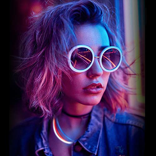 Lumistick 20 Inch Glowstick Necklace with Connectors | Kid Safe & Non-Toxic Neckwear | Great for Parties, Weddings, Halloween & Christmas with Glows up to 12 Hours (Assorted, 200 Glow Sticks)