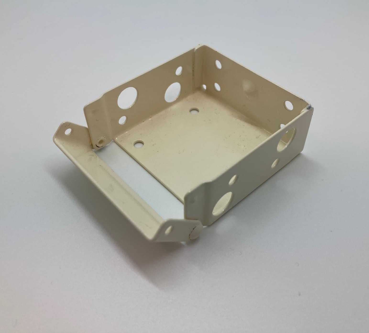 Pair of Square Type Box Brackets for 50mm Venetian/Wood Blind (VN1022) (Cream)