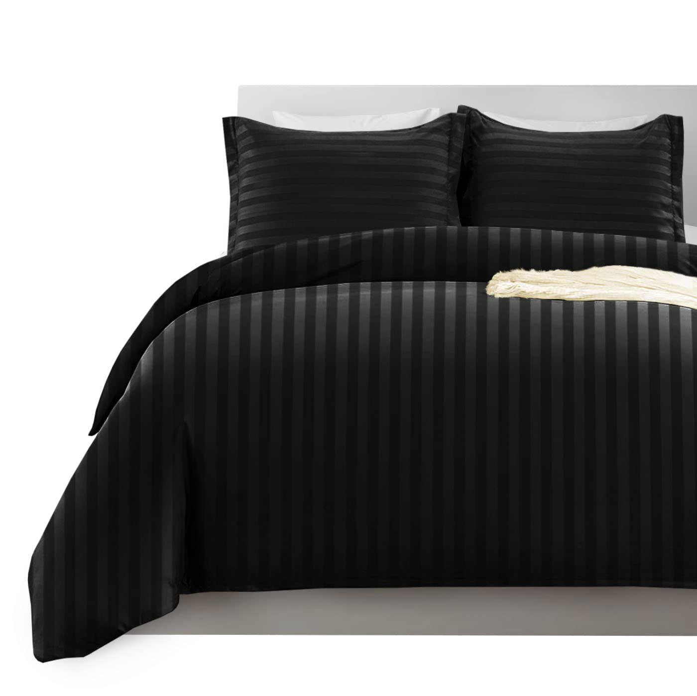 Imperial Rooms Double Duvet Set Reversible Stripes Satin Bedding Set with Pillowcases Breathable Microfiber Duvet Cover (Black 200x200 Cm) — image 1