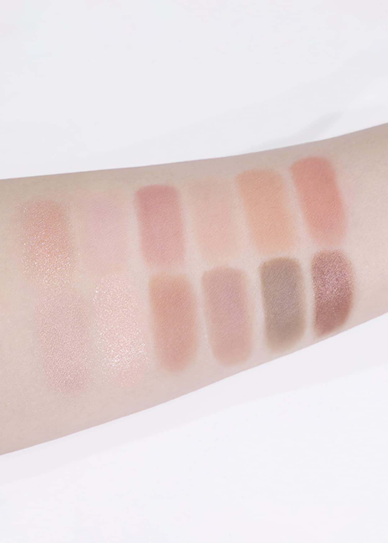 COLORGRAM Pin Point Eyeshadow Palette 01 Peach+Coral= | Ultra-Blendable Matte, Glitter, Shimmer Shades for Daily Makeup | K-Beauty Eye Palette with Easy-to-Use Calculator Design