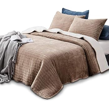 KASENTEX Plush Poly Velvet Lavish Design Quilt Set with Reversible Shu Velveteen Sherpa - Luxurious Bedding Soft & Warm Comforter Machine Washable Comforter (Taupe Brown, King + 2 Shams)