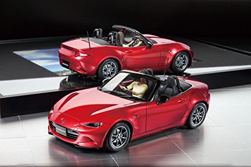 Tamiya 24342 Mazda Roadster MX-5 1:24 Scale Plastic Model Kit