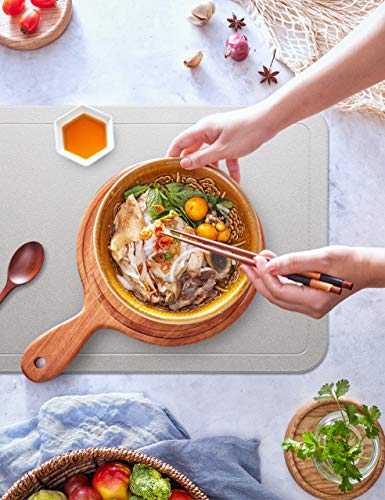 Alpiriral Dining PlaceMats Heat Resistant PlaceMats Easy to Wipe Off Scrub Vinyl Place Mats Washable Table Mats Protect A Table from Messes & with A Nice Looking (Silver, Set of 6) - Thumbnail 7
