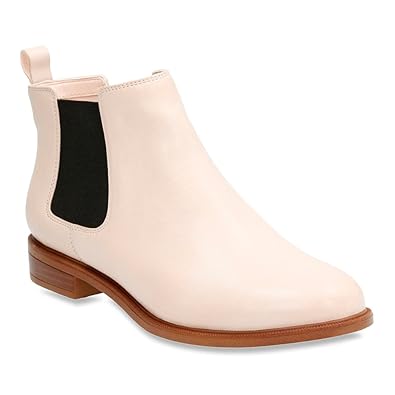 clarks women's taylor shine chelsea boot