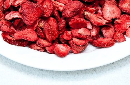 MOTHER EARTH PRODUCTS FREEZE DRIED STRAWBERRIES, 2 OZ