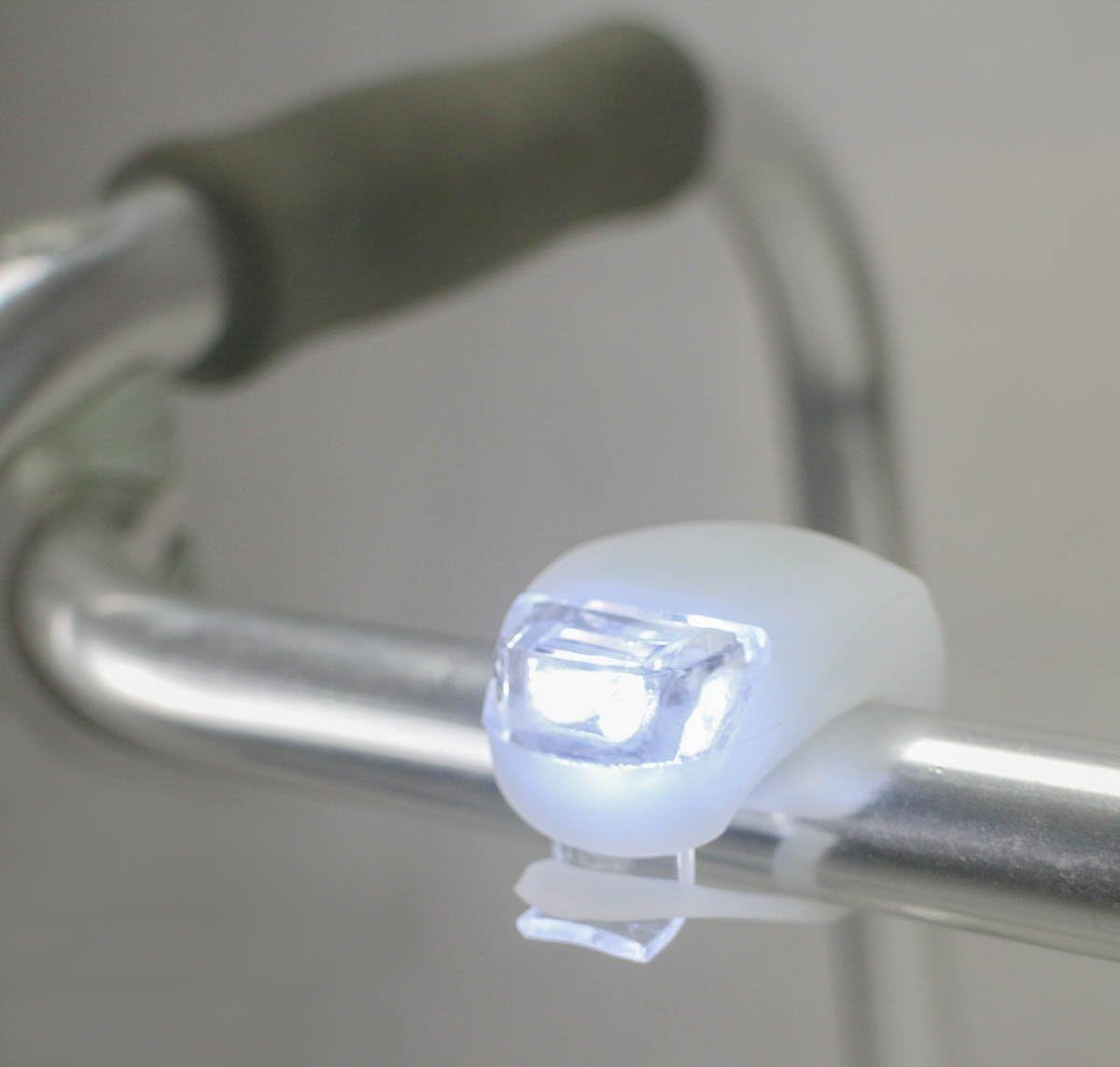 ObboMed MW0800W Safety Light for Wheelchair, Rollator, Walkers and