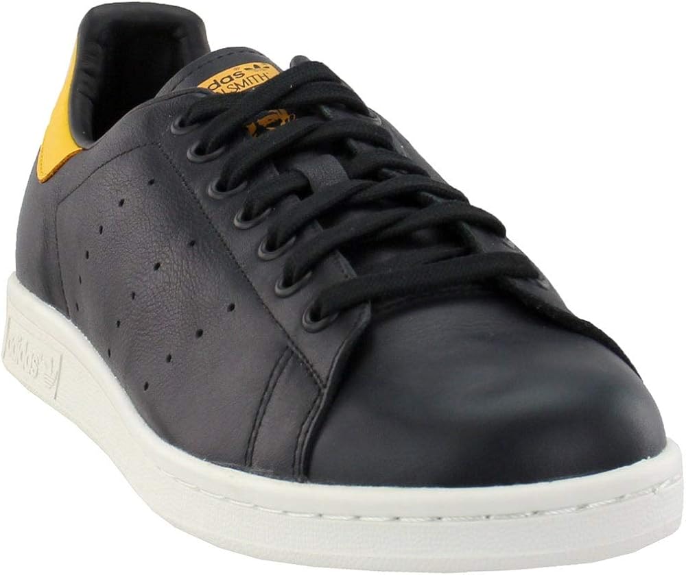 stan smith black laces