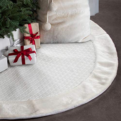 EDLDECCO Christmas Tree Skirt 48 Inches White Rhombus Texture with Faux Fur Border Double Layers Handicraft Xmas Decoration Holiday Ornaments