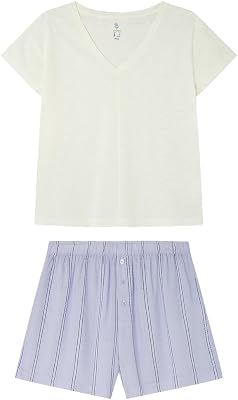 Pijama branco de manga curta da Coleção Botânica Diária