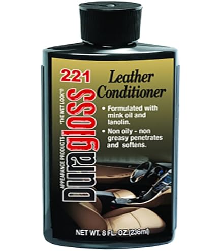 Amazon.com: Duragloss 203 Vinyl and Leather Dressing, 19 fl. oz, 1 Pack,  White : Automotive