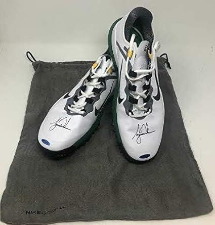 tiger woods masters shoes