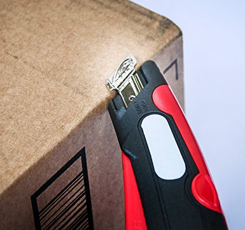 Modern Box Cutter for Retail Use - Extra tape cutter at back, dual side edge guide, 3 blade depth setting, 2 blades and holster - Yellow Color 2000 - Thumbnail 3
