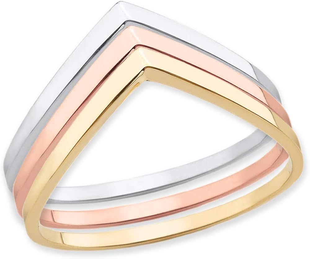amazon com polished 10k white gold chevron stackable band v shape curved ring for women sizes 4 12 jewelry amazon com