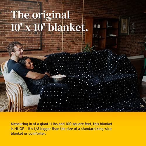 Big Blanket Co Original Stretch Dots 120” x 120” (10' x 10') Extra