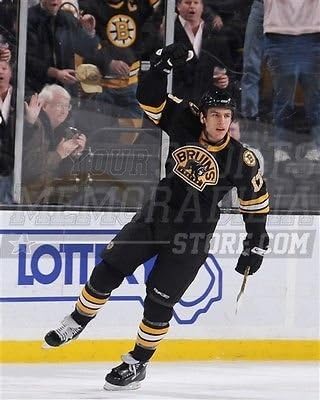 milan lucic bruins jersey