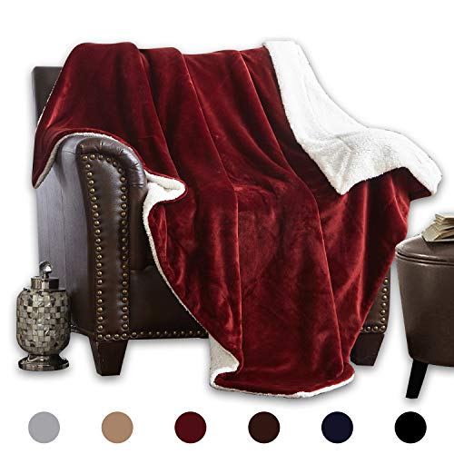 Beautiful Christmas Pillows and Throws Quick and Easy Holiday Decor