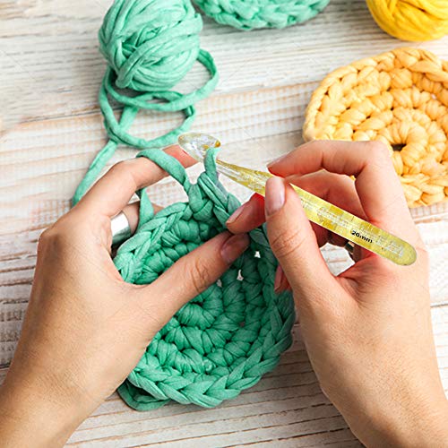 4 Crochet+Needles+Ergonomic+Markers+Scissors