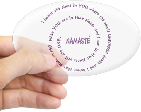 Amazon Co Jp Cafepress Namasteでとその意味sacredパープルステッカー オーバルバンパーステッカー ユーロオーバル車デカール ホーム キッチン