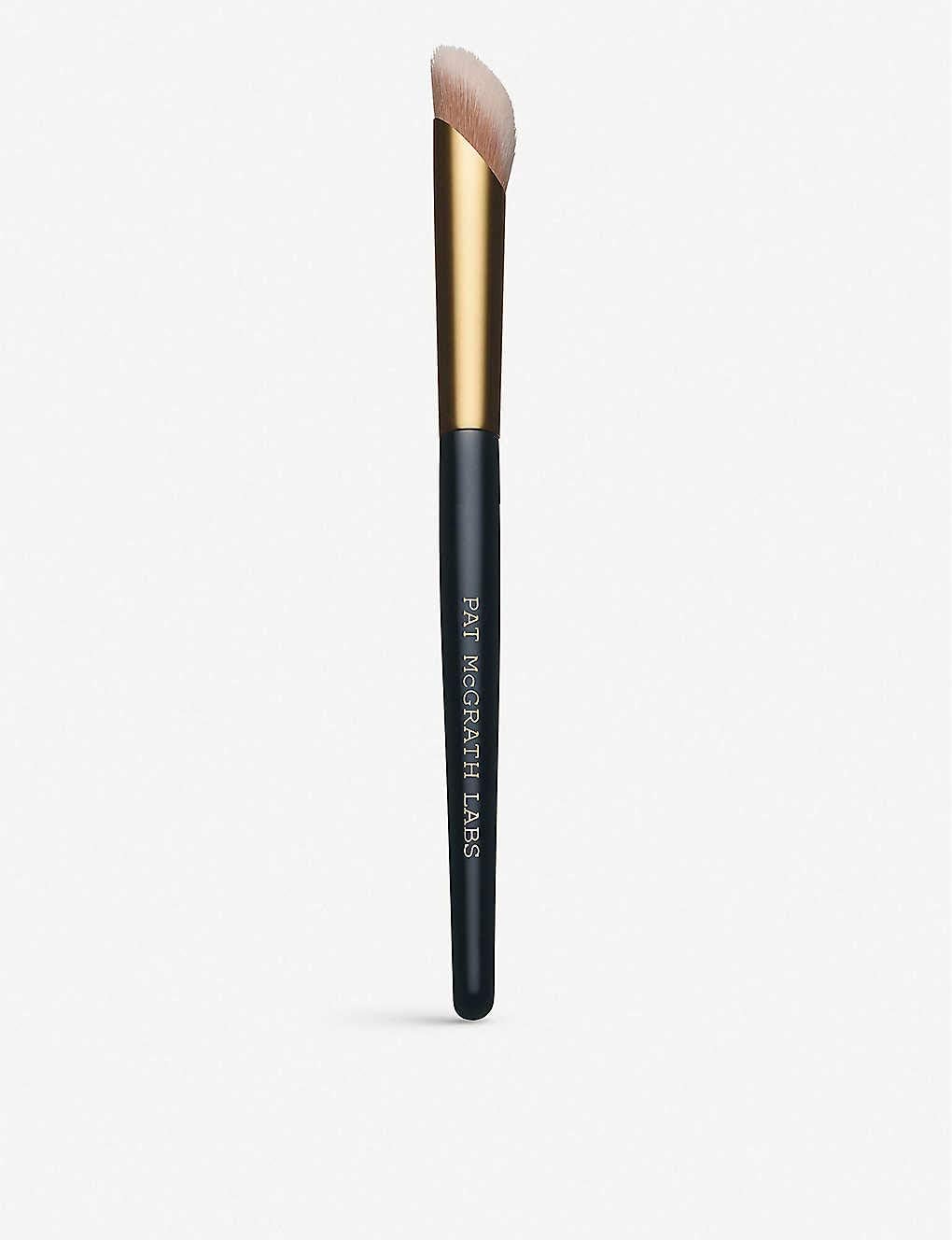 pat mcgrath concealer brush