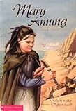 Paperback Mary Anning Fossil Hunter Book