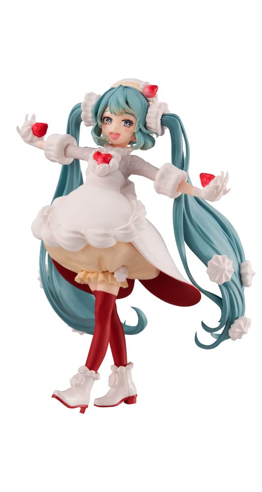 Furyu Hatsune Miku (Sweet Tea Time Strawberry Shortcake Version) PVC Figure, Multicolor