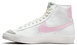 NIKE Women's Shox Q'Vida