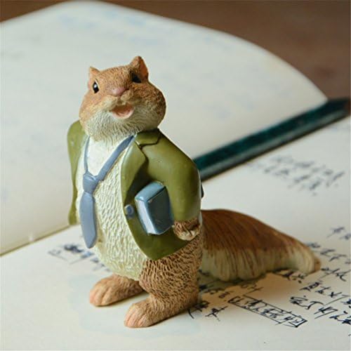 Heliyan Resin Miniature Squirrels Lift Up Pine Conesfairy Garden Decoration Accessories