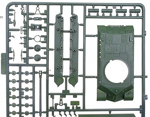 IS-3 STALIN SOVIET HEAVY TANK WWII 1/72 RODEN 701